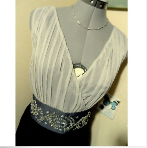 NEWPORT NEWS Formal Dress 12 Black Gray Beaded - Picture 4 of 8